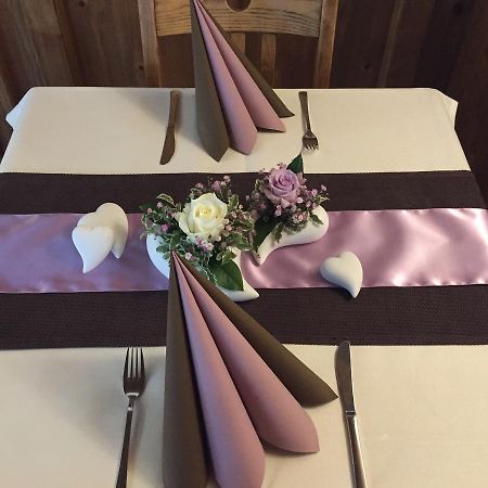 Landgasthof Zum Baren 호텔 디에트만스리에트 외부 사진