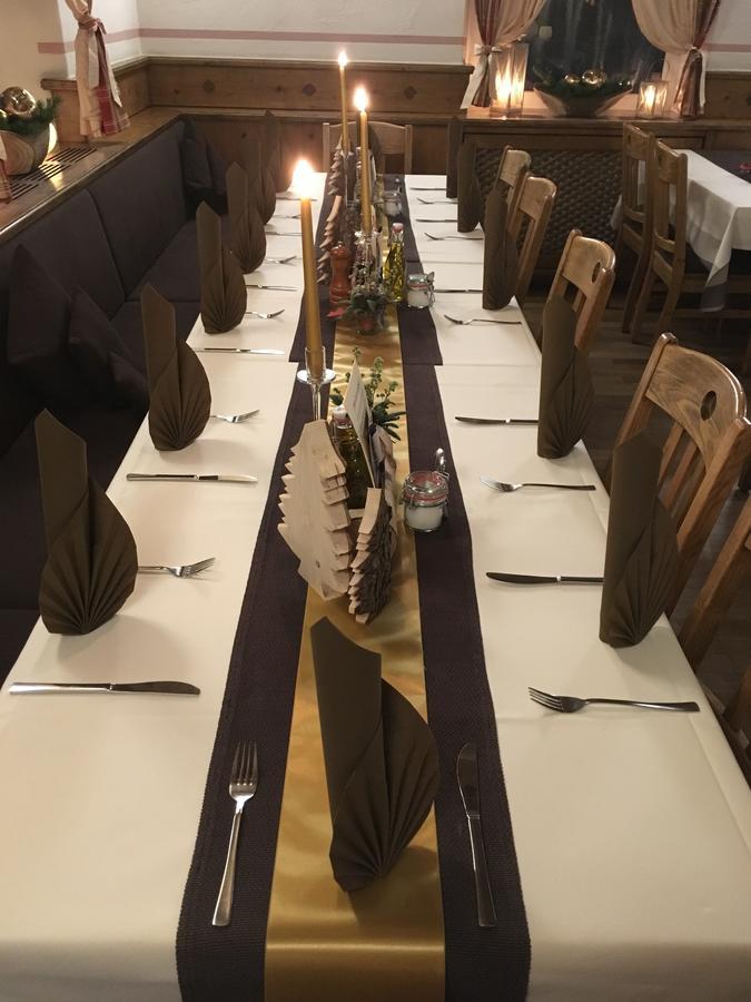 Landgasthof Zum Baren 호텔 디에트만스리에트 외부 사진