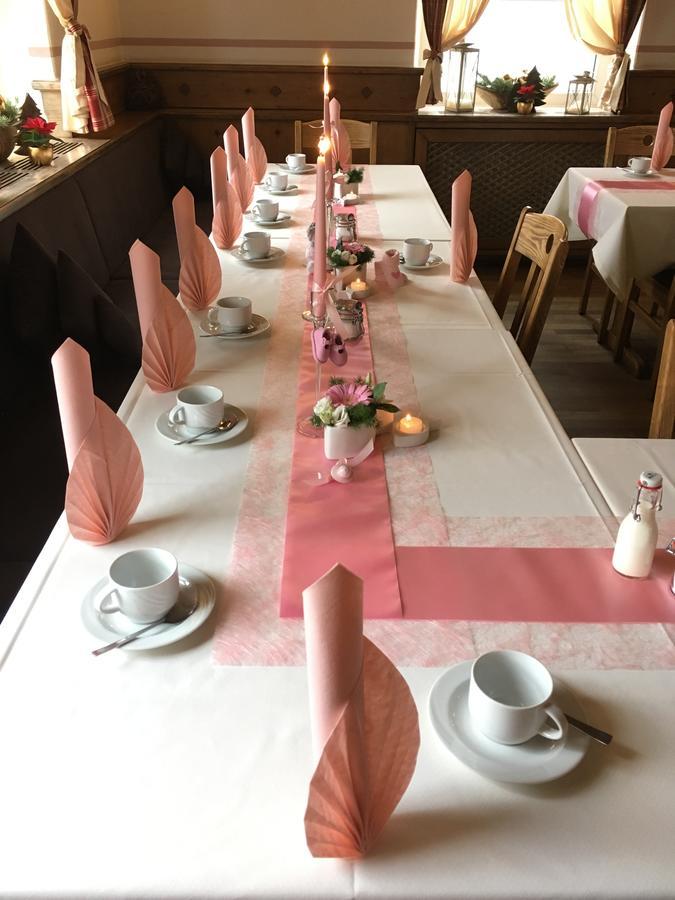 Landgasthof Zum Baren 호텔 디에트만스리에트 외부 사진